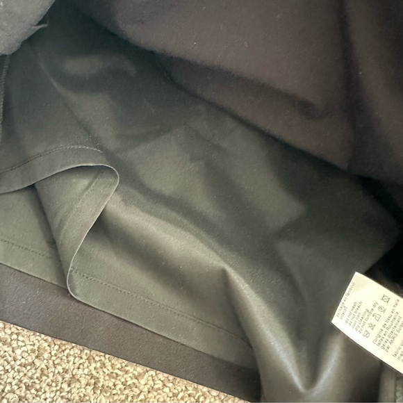 Akris Punto Pencil Skirt Size 10 Black - Picture 10 of 14